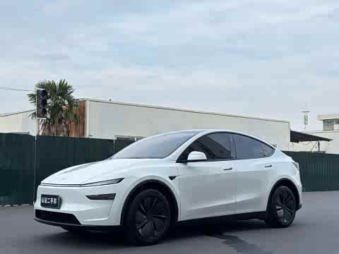 Tesla Model Y 2025 — фото 17
