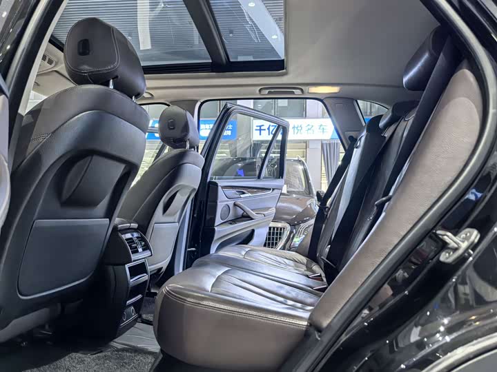 BMW X5 2015 x Drive 35i — фото 15