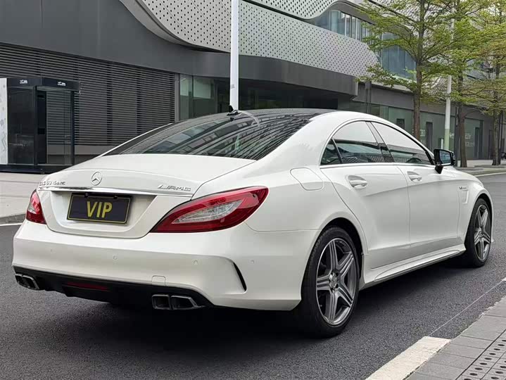 Mercedes-Benz CLS 2015 AMG CLS 63 4 MATIC — фото 17