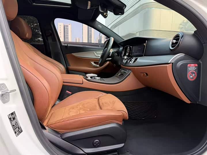 Mercedes-Benz E-Class 2017 E 200 Sport 4 MATIC — фото 19