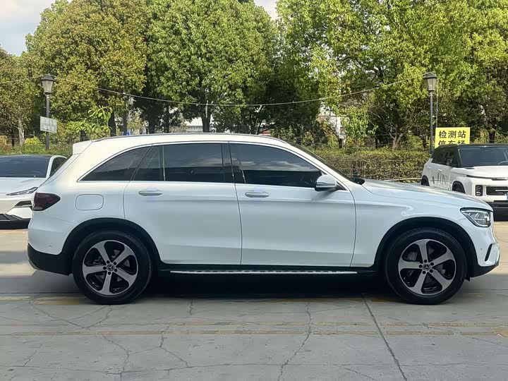 Mercedes-Benz GLC 2022 GLC 260 L 4 MATIC — фото 13
