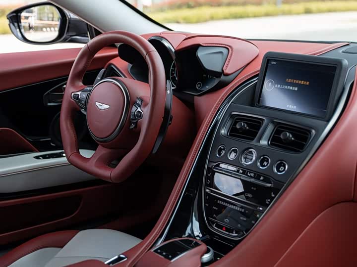Aston Martin DBS 2019 DBS Superleggera V 12 Coupe — фото 10