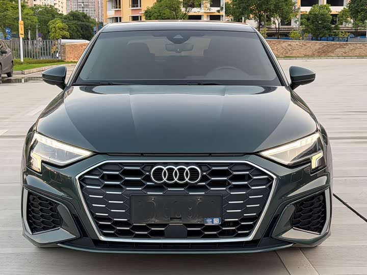 Audi A3 2022 A 3 L Limousine 35 TFSI Sport — фото 2