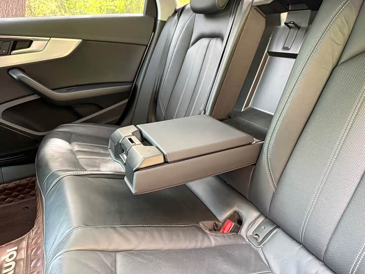 Audi A4L 2020 40 TFSI quattro — фото 15