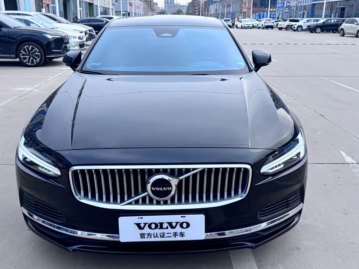 Volvo S90 Hybrid 2023 T 8 4 WD — фото 2