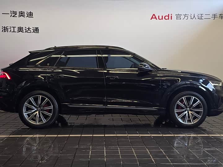 Audi Q8 2019 45 TFSI — фото 3