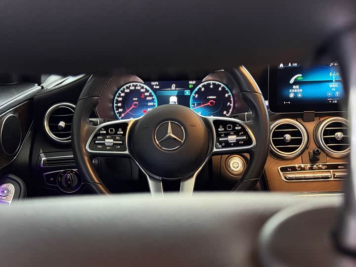 Mercedes-Benz GLC 2020 GLC 260 L 4 MATIC Luxury — фото 10