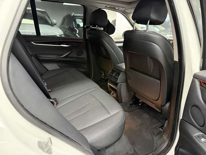 BMW X5 2014 x Drive 35i Luxury — фото 9