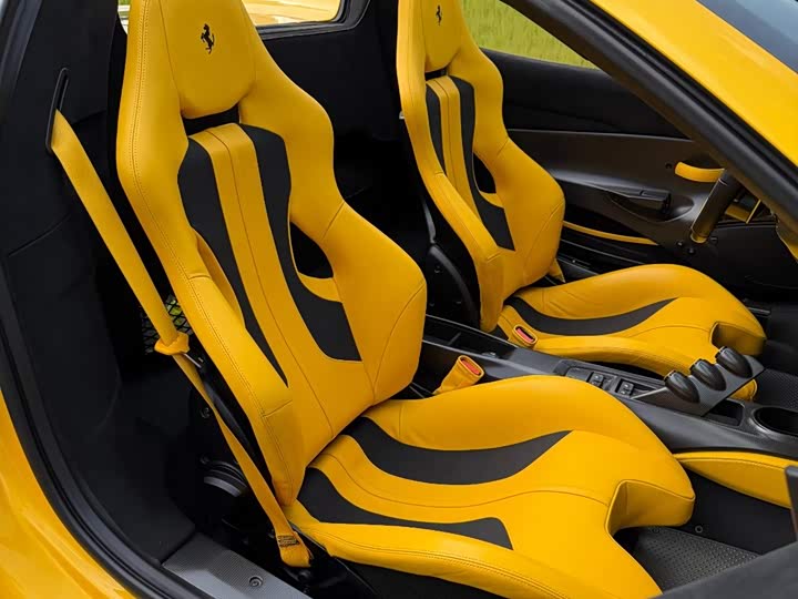 Ferrari 488 2019 488 Pista Spider — фото 10