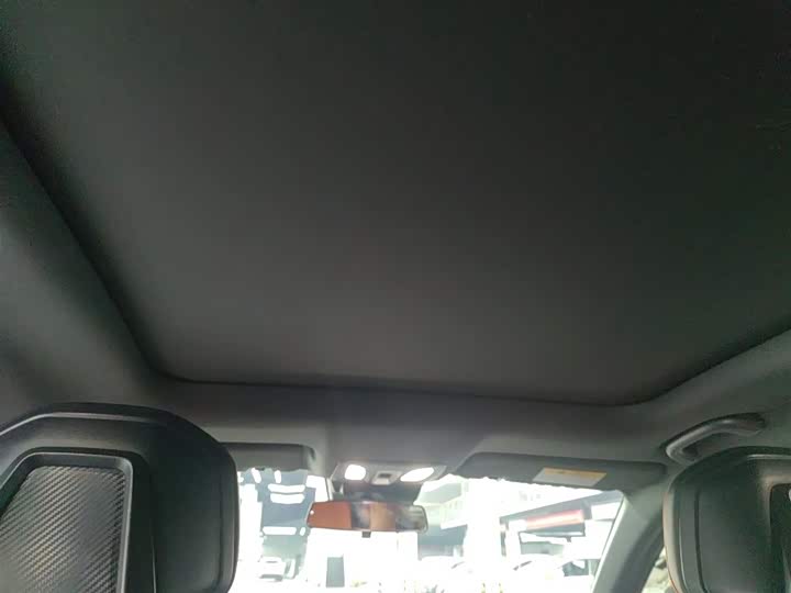 Changan UNI-V 2022 1.5 T Premium — фото 14