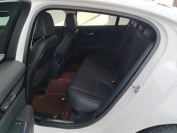 Jaguar XEL 2021 2.0 T 250 PS S — фото 11