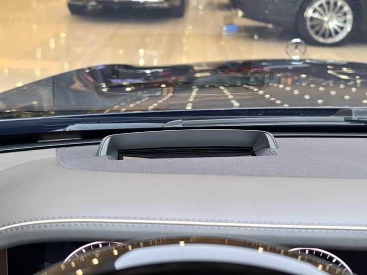 Maybach S-Class 2019 S 680 — фото 22