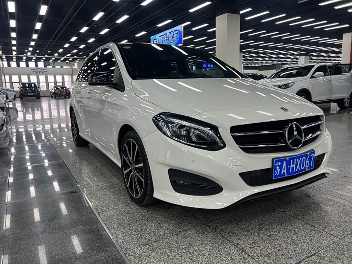 Mercedes-Benz B-Class 2017 B 200 Luxury — фото 3