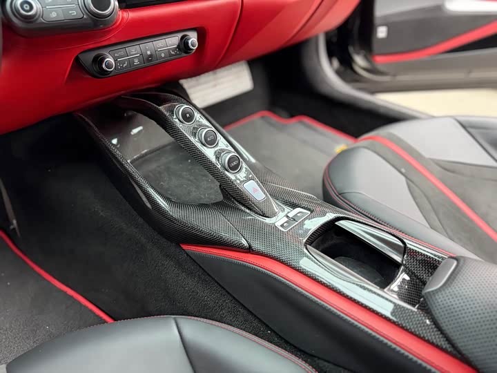 Ferrari 812 2017 6.5 L Superfast — фото 29