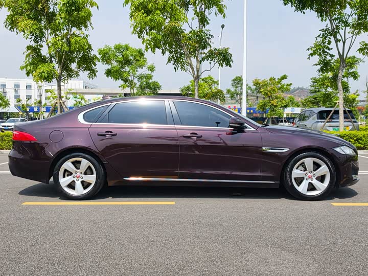 Jaguar XFL 2018 XFL 2.0 T 200 PS — фото 8