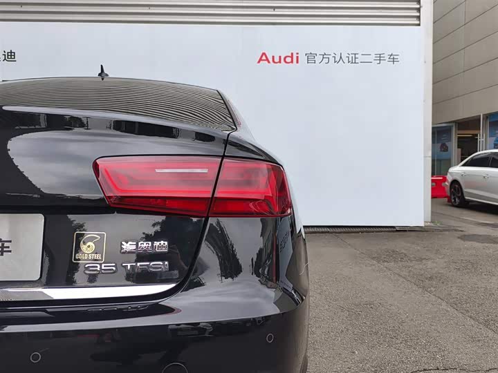 Audi A6L 2018 30 35 TFSI — фото 16