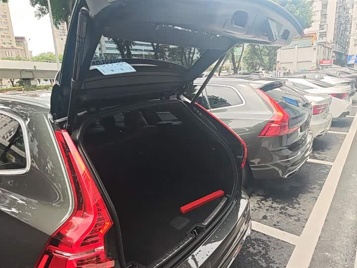 Volvo XC60 Hybrid 2022 T 8 PHEV 4 WD — фото 19