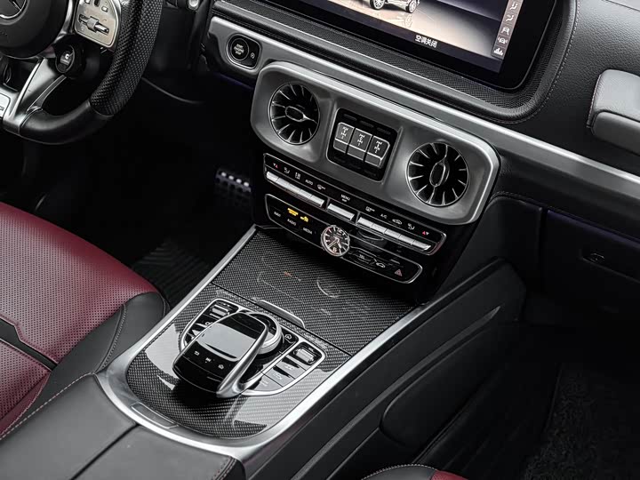 Mercedes-Benz G-Class 2022 AMG G 63 — фото 5