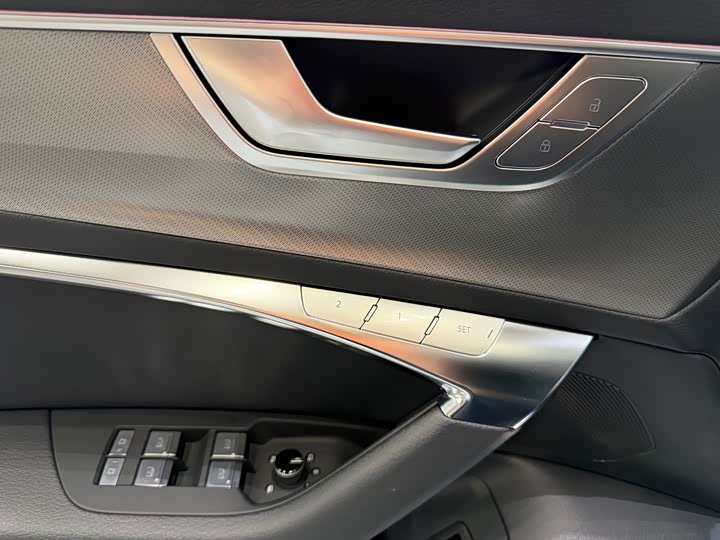 Audi A 7 2024 45 TFSI — фото 17