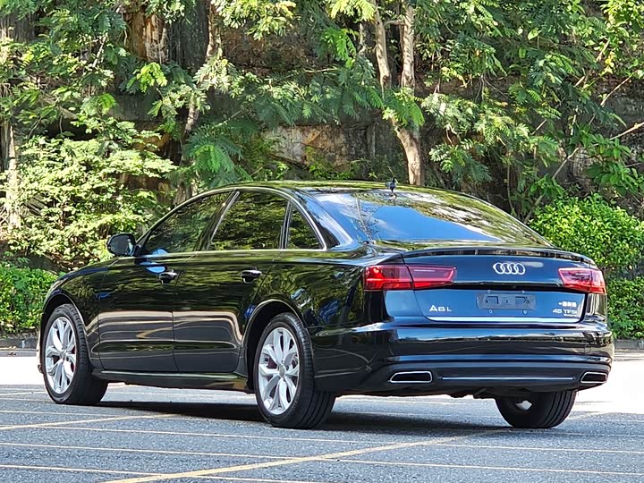 Audi A6L 45 TFSI quattro спорт — фото 11