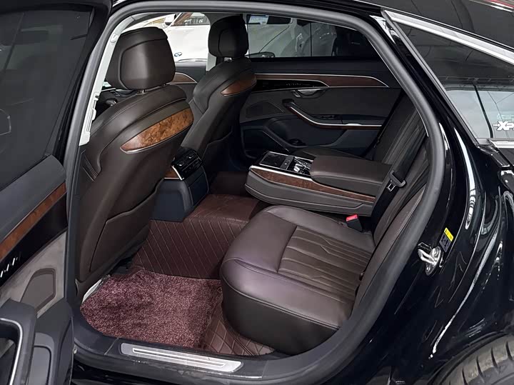 Audi A8 2019 Plus A 8 L 55 TFSI quattro Luxury — фото 8