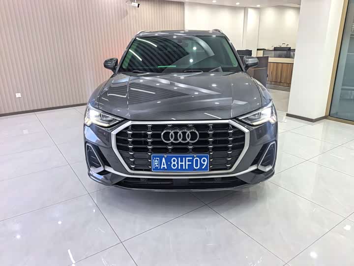 Audi Q3 2023 35 TFSI (1.4 T) — фото 2