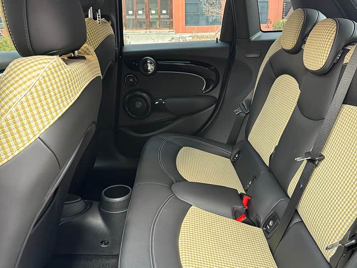 MINI Hatch — фото 10