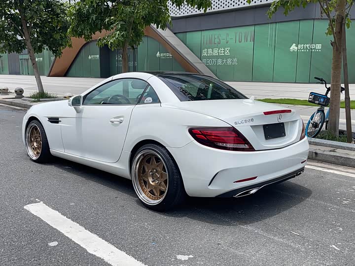 Mercedes-Benz SLC 2018 SLC 300 Sport — фото 4