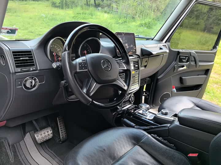 Mercedes-Benz G-Class 2018 G 550 — фото 9