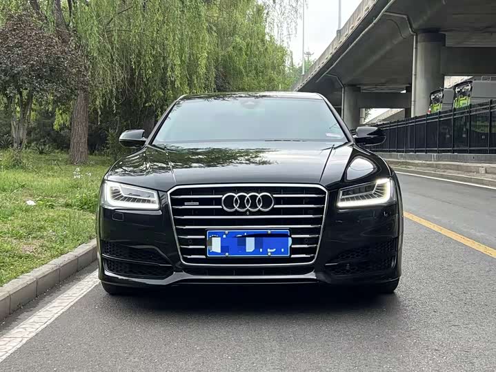 Audi A8 2017 A 8 L 45 TFSI quattro Luxury — фото 2