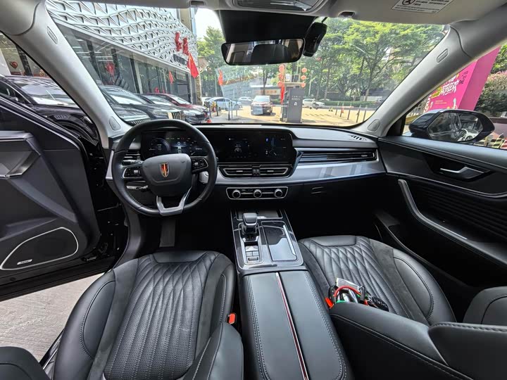 Hongqi HS5 2023 2.0 T 4 WD Pro — фото 7