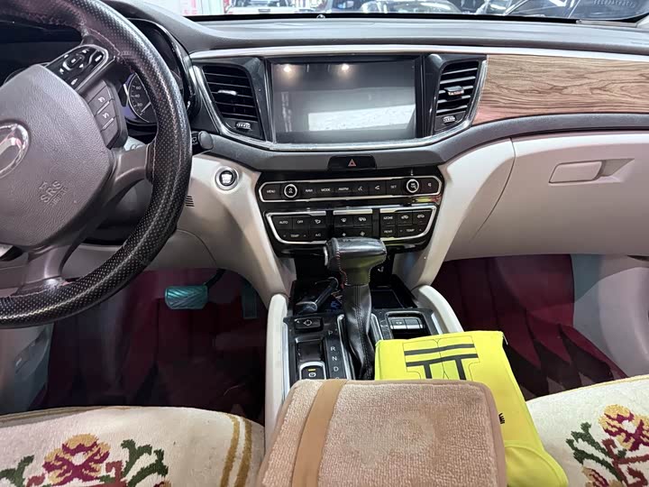 Trumpchi GS8 2017 320 T 2 WD ( ) — фото 12