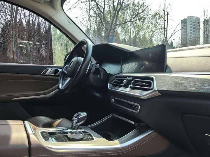 BMW X5 2020 x Drive 30i M — фото 8