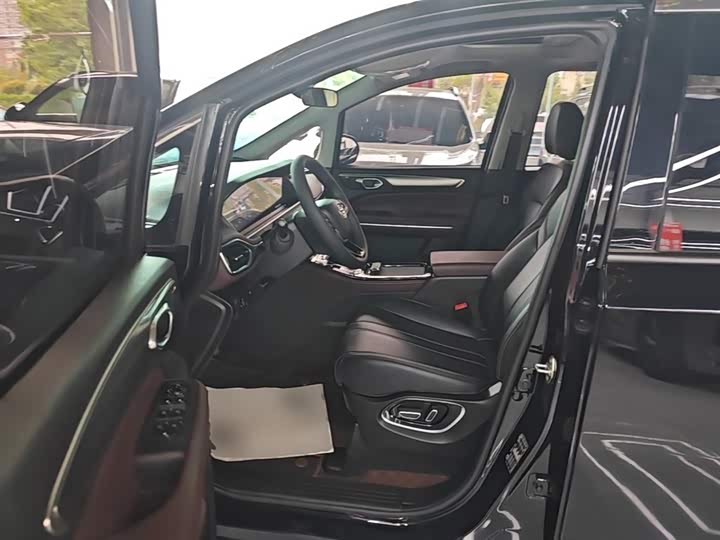 Trumpchi M6 2023 PRO 270 T DCT — фото 16