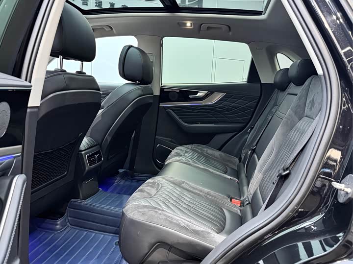 Hongqi HS5 2022 2.0 T 4 WD — фото 10