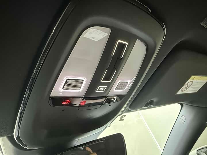 Volvo XC60 Hybrid 2024 T 8 PHEV 4 WD — фото 13