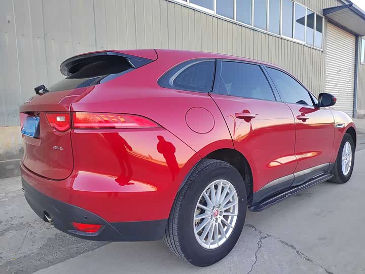 Jaguar F-PACE 2016 2.0 T 2 WD — фото 6