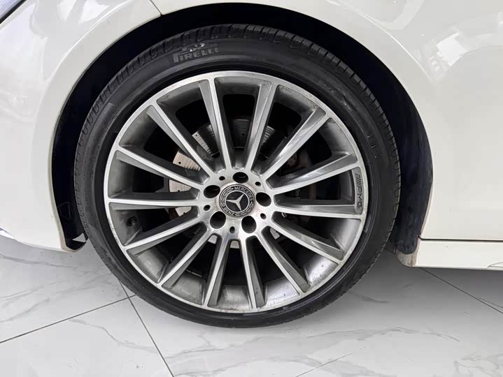 Mercedes-Benz CLS 2017 CLS 260 — фото 27