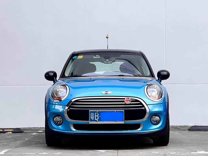 MINI Hatch — фото 1