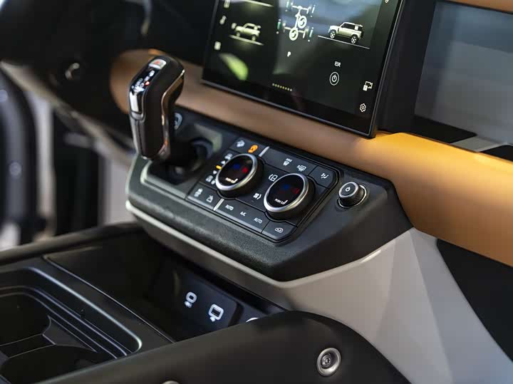 Land Rover Defender — фото 19
