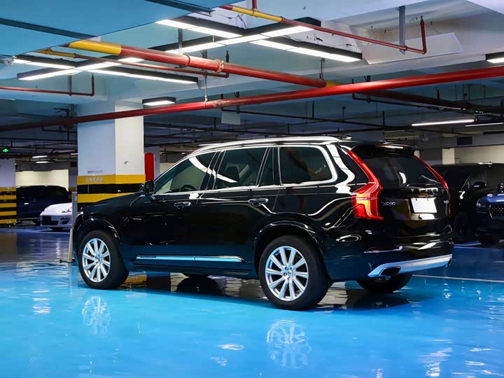 Volvo XC90 2018 T 6 7 — фото 3