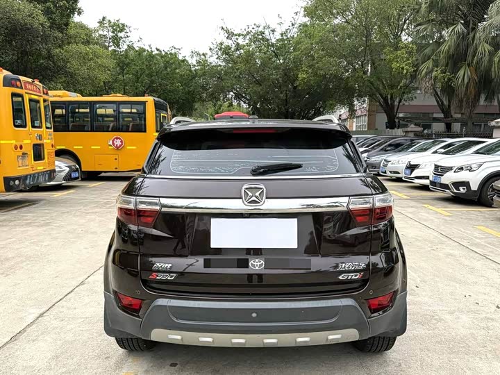 JMC Yusheng S330 2016 1.5 L GTDi AT 2 WD — фото 8