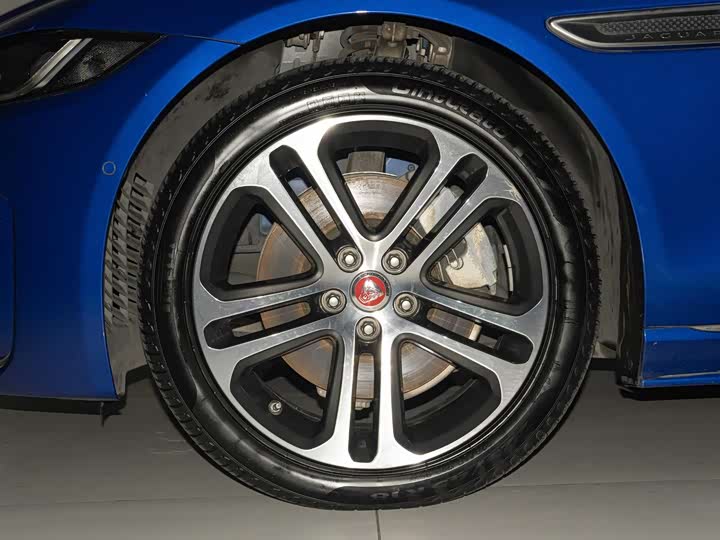 Jaguar XEL 2020 2.0 T 200 PS R-DYNAMIC S — фото 18