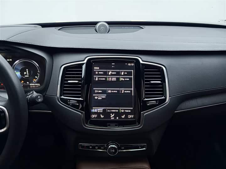 Volvo XC90 Hybrid 2022 E Hybrid T 8 7 — фото 30