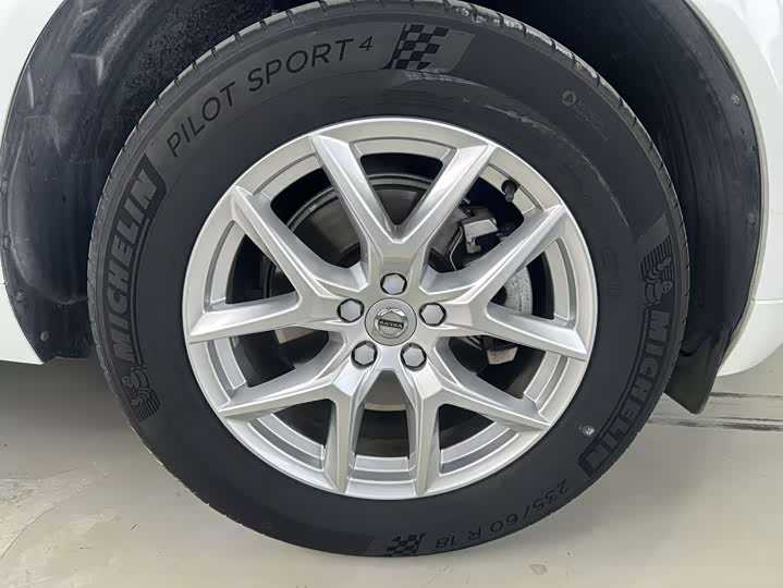 Volvo XC60 2020 T 5 4 WD — фото 13