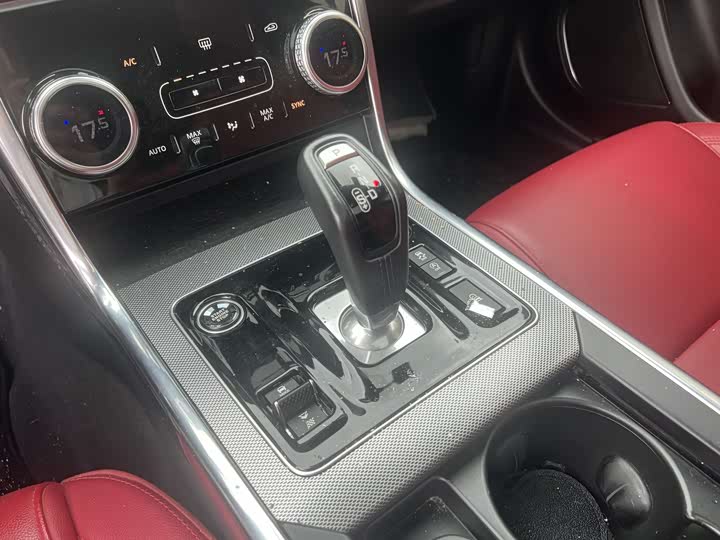 Jaguar XEL 2020 2.0 T 200 PS R-DYNAMIC S — фото 16