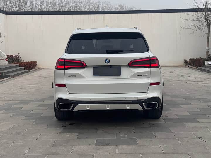BMW X5 2019 x Drive 40i M — фото 14