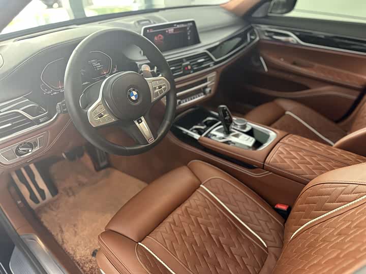 BMW 7-Series 2021 740 Li x Drive M — фото 12