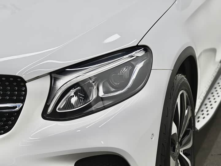 Mercedes-Benz GLC 2019 GLC 260 4 MATIC SUV — фото 29