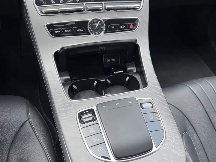 Mercedes-Benz CLS 2020 CLS 300 — фото 15